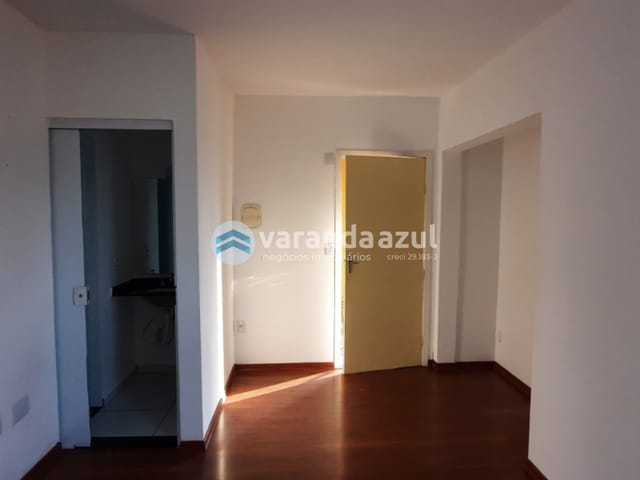 Apartamento 2 quartos e 1 banheiro, para alugar, no bairro Mogi Moderno em Mogi das Cruzes