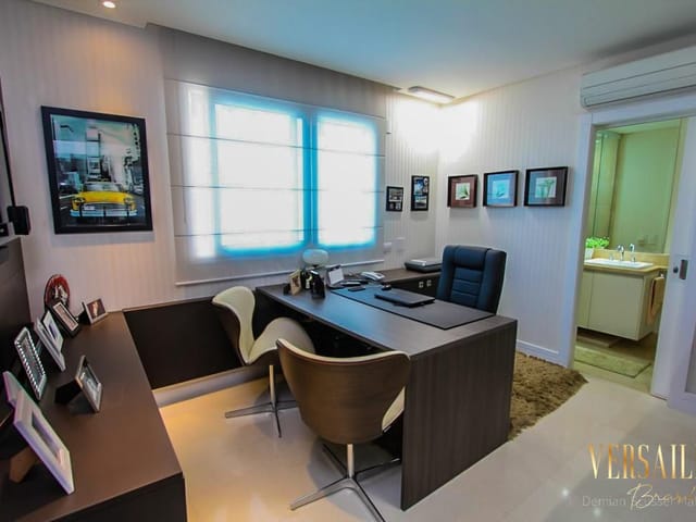 Apartamento 5 quartos e 8 banheiros, à venda, no bairro Centro em Balneário Camboriú