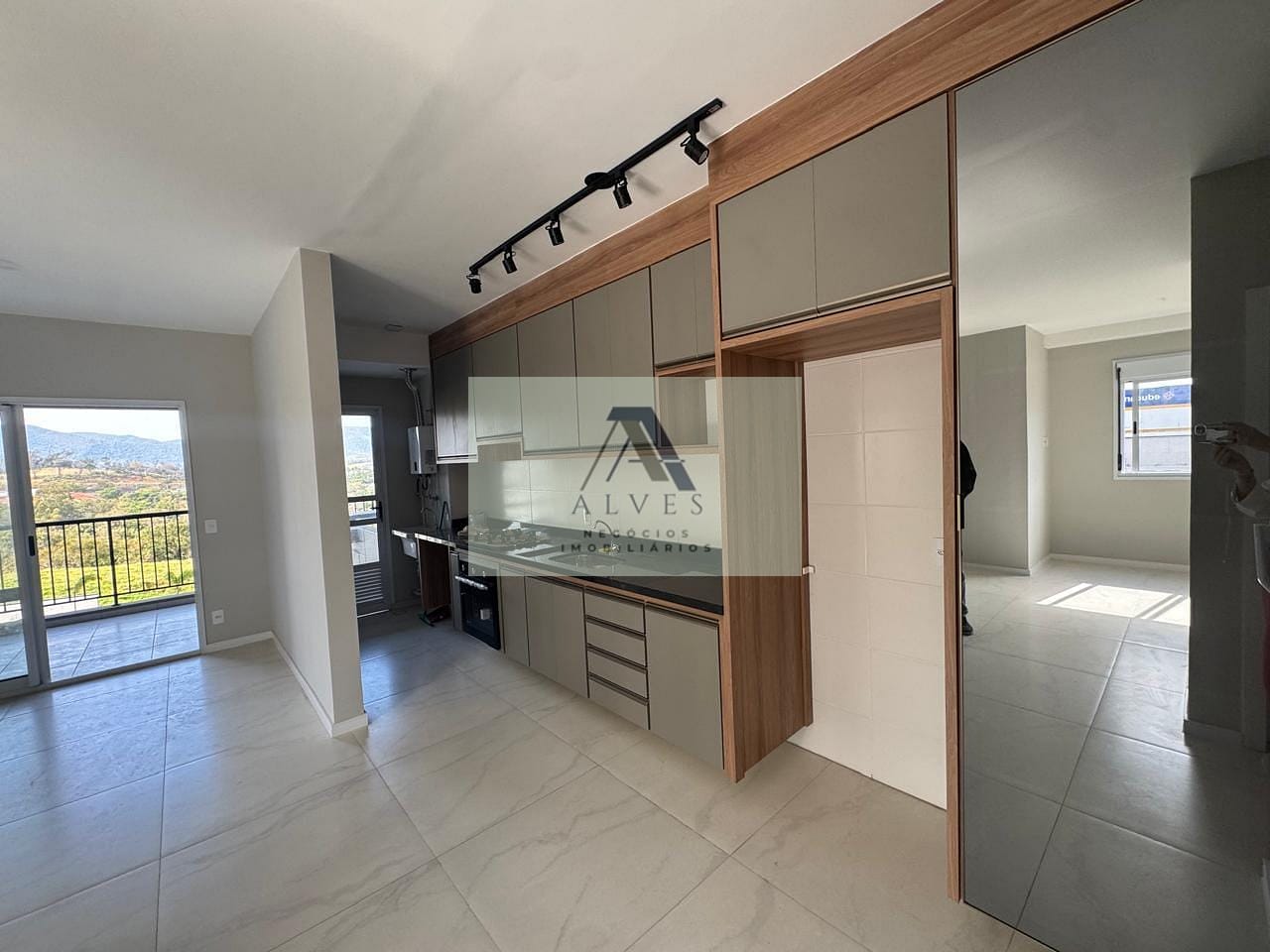 Apartamento à venda e aluguel com 2 quartos, 85m² - Foto 4