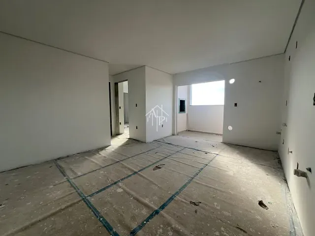 Apartamento 2 quartos e 2 banheiros, à venda, no bairro Cordeiros em Itajaí