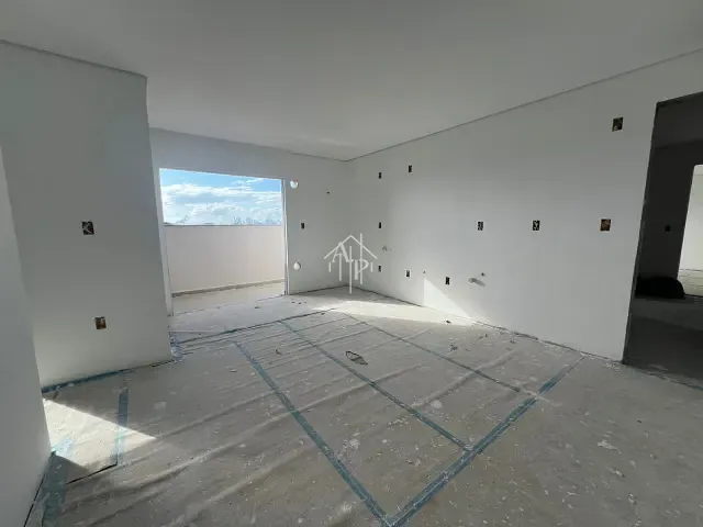 Apartamento 2 quartos e 2 banheiros, à venda, no bairro Cordeiros em Itajaí