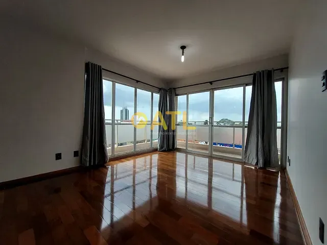 Apartamento com 181m² 3 quartos e 3 banheiros, à venda, no bairro Centro em Ourinhos