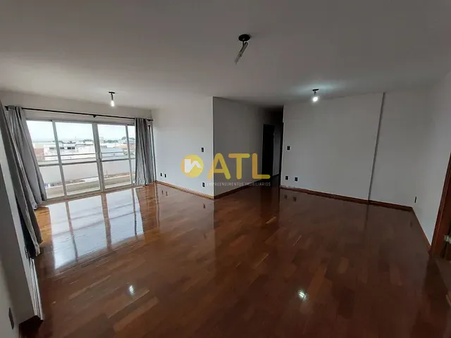 Apartamento com 181m² 3 quartos e 3 banheiros, à venda, no bairro Centro em Ourinhos