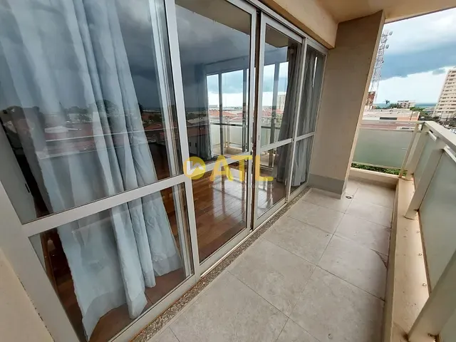 Apartamento com 181m² 3 quartos e 3 banheiros, à venda, no bairro Centro em Ourinhos