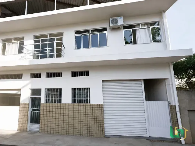 Apartamento 2 quartos e 1 banheiro, para alugar, no bairro Barra em Muriaé