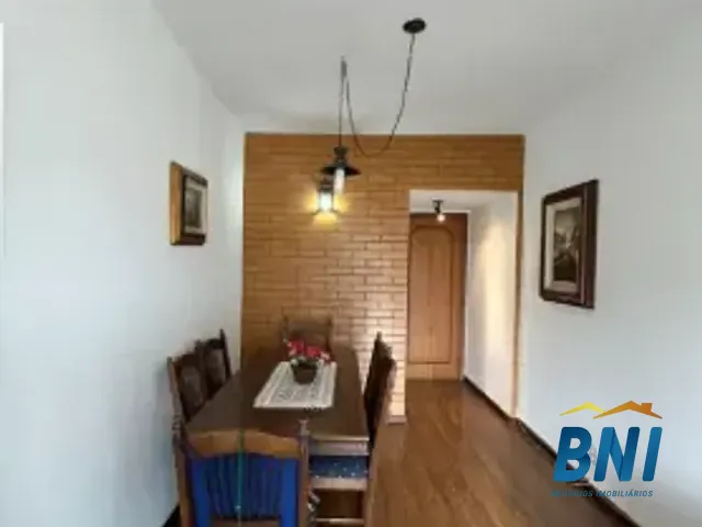Apartamento 2 quartos e 1 banheiro, à venda, no bairro Taquara em Rio de Janeiro