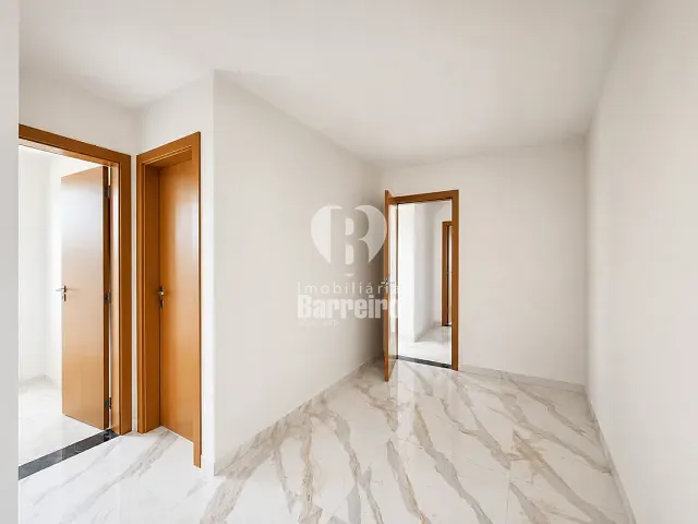 Apartamento 2 quartos e 1 banheiro, à venda, no bairro Lindéia em Belo Horizonte