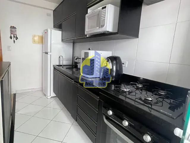 Apartamento com 60m² 2 quartos e 1 banheiro, à venda ou para alugar, no bairro Jardim Marilu em Carapicuíba