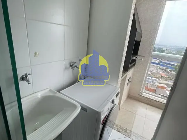 Apartamento com 60m² 2 quartos e 1 banheiro, à venda ou para alugar, no bairro Jardim Marilu em Carapicuíba