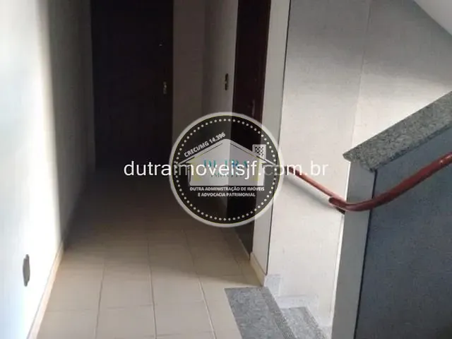 Apartamento com 120m² 2 quartos e 1 banheiro, para alugar, no bairro Manoel Honório em Juiz de Fora