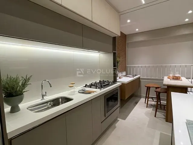 Apartamento 3 quartos e 3 banheiros, à venda, no bairro Alto da Glória em Goiânia