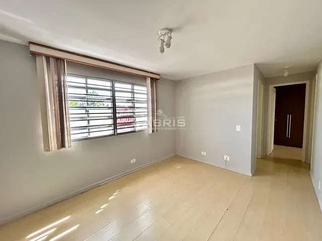 Apartamento 2 quartos e 1 banheiro, para alugar, no bairro Vila Bancária em Campo Largo