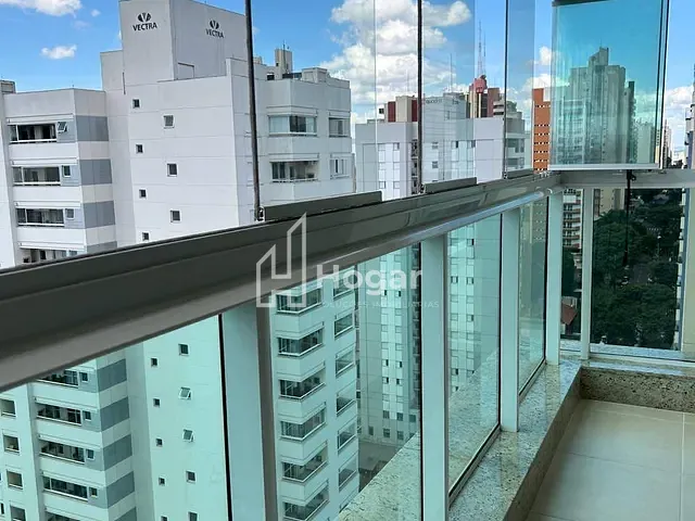 Apartamento 3 quartos e 3 banheiros, à venda, no bairro Centro em Londrina
