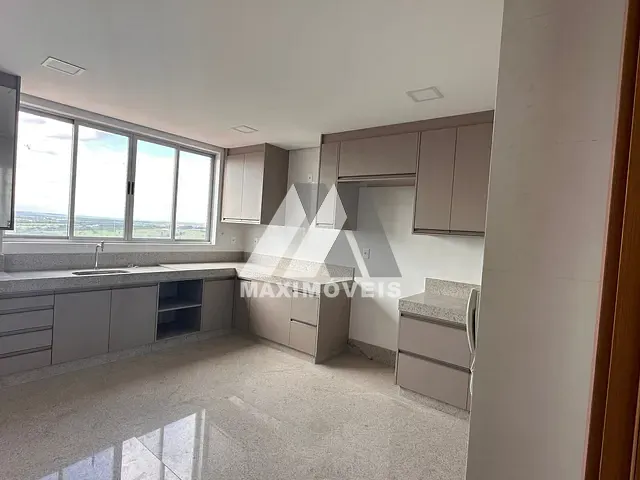 Apartamento 4 quartos e 3 banheiros, à venda, no bairro Santa Rita em Bom Despacho