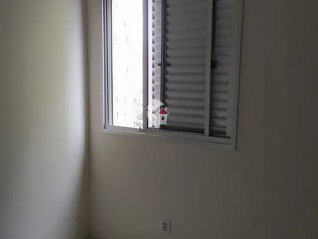 Apartamento 2 quartos e 1 banheiro, para alugar, no bairro Bussocaba em Osasco