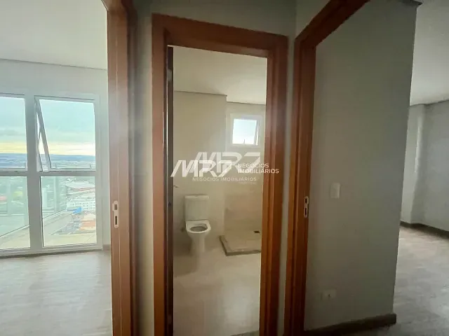 Apartamento com 147m² 3 quartos e 3 banheiros, à venda, no bairro Oficinas em Ponta Grossa