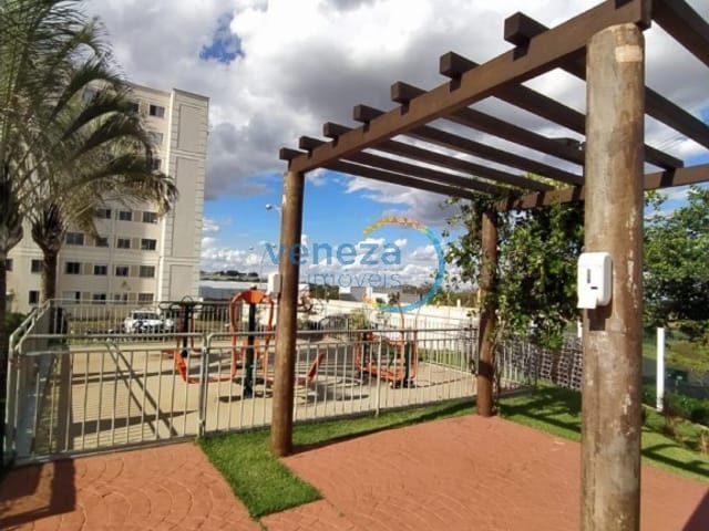 Apartamento com 52m² 2 quartos e 1 banheiro, à venda, no bairro Conjunto Habitacional Doutor Farid Libos em Londrina