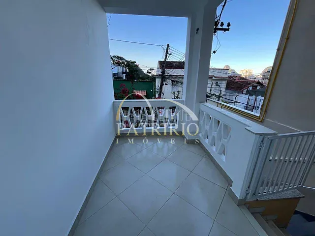 Apartamento com 75m² 2 quartos e 2 banheiros, para alugar, no bairro Humaitá em Rio de Janeiro