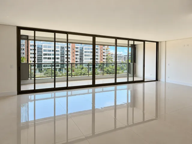 Apartamento com 246m² 4 quartos e 6 banheiros, à venda, no bairro Setor Noroeste em Brasília