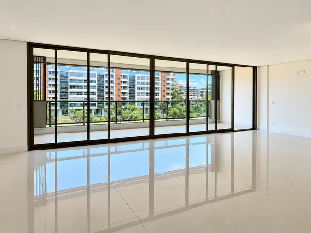 Apartamento com 246m² 4 quartos e 6 banheiros, à venda, no bairro Setor Noroeste em Brasília