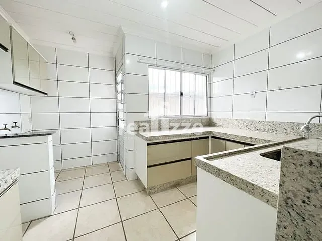 Apartamento 2 quartos e 2 banheiros, para alugar, no bairro Conjunto Habitacional Juscelino Kubitschek de Oliveira em Itapira