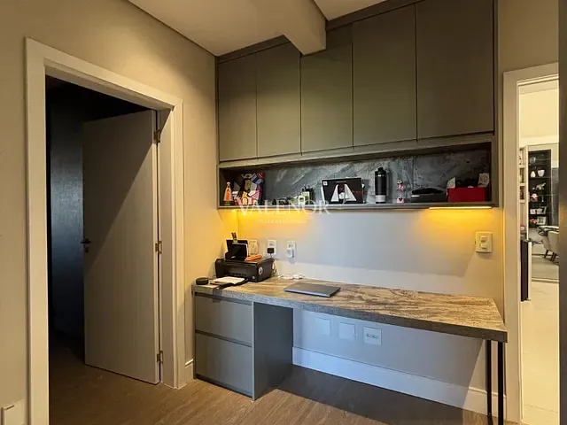 Apartamento com 188m² 3 quartos e 4 banheiros, à venda, no bairro Jardim das Samambaias em Jundiaí