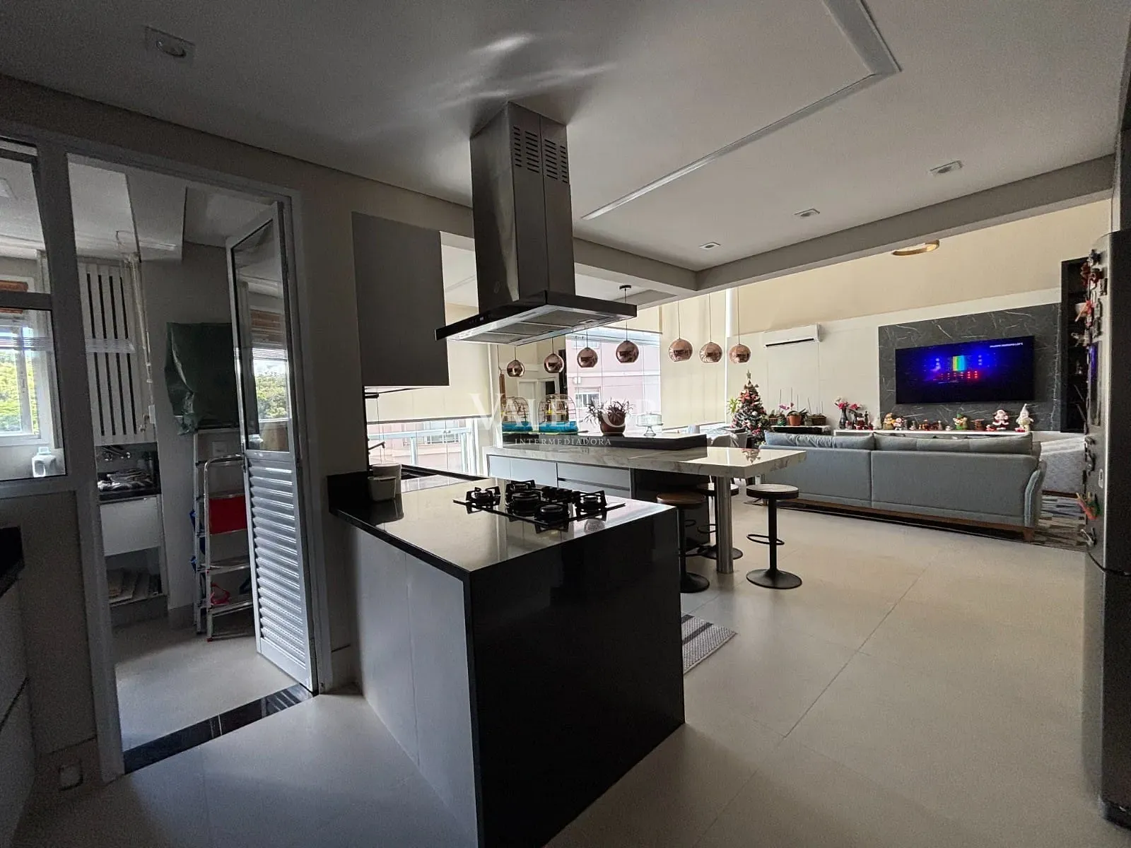 Apartamento, 3 quartos, 188 m² - Foto 2