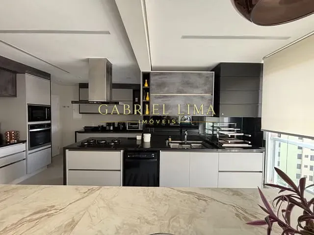 Apartamento com 188m² 3 quartos e 4 banheiros, à venda, no bairro Jardim das Samambaias em Jundiaí