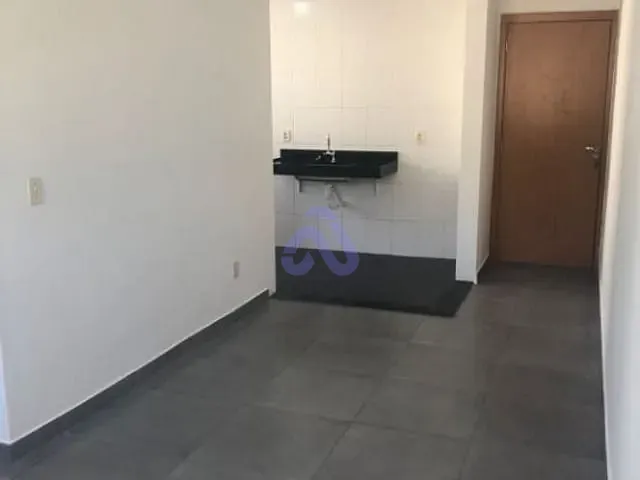 Apartamento 2 quartos e 1 banheiro, à venda, no bairro Vila Cosmopolita em São Paulo