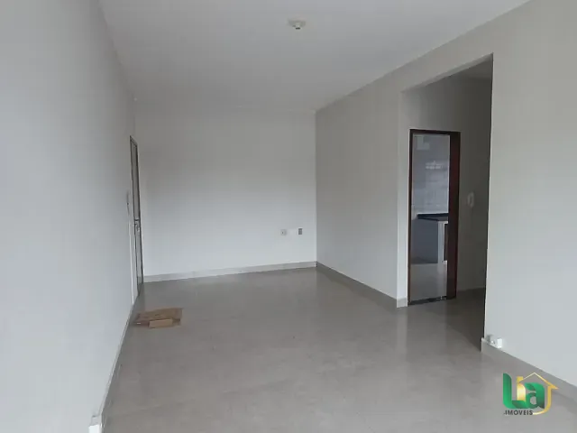 Apartamento 2 quartos e 1 banheiro, para alugar, no bairro Napoleão em Muriaé