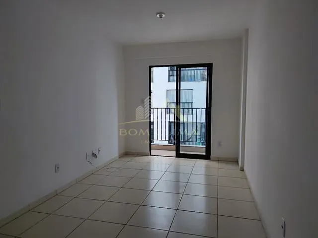 Apartamento 2 quartos e 1 banheiro, à venda, no bairro Manoel Honório em Juiz de Fora