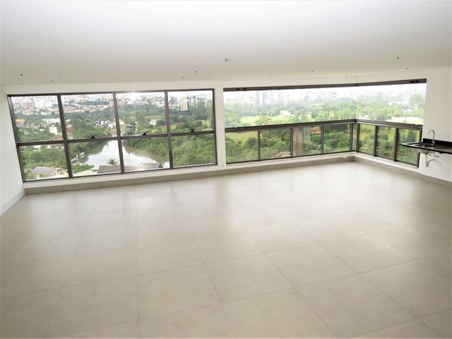 Apartamento com 466m² 3 quartos e 5 banheiros, à venda, no bairro Bela Suiça em Londrina