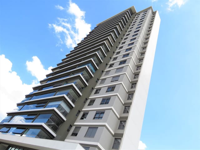 Apartamento com 466m² 3 quartos e 5 banheiros, à venda, no bairro Bela Suiça em Londrina