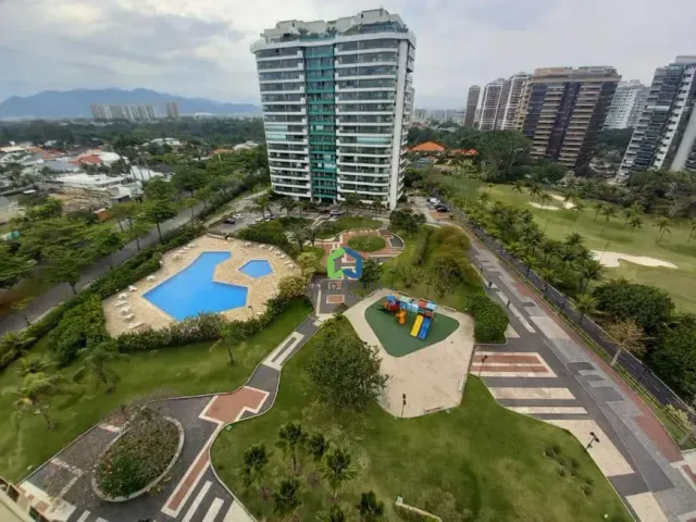 Apartamento com 302m² 4 quartos e 6 banheiros, à venda, no bairro Barra da Tijuca em Rio de Janeiro
