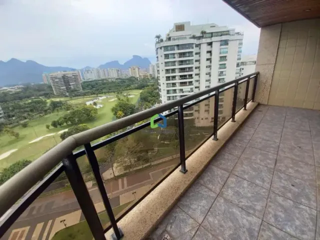 Apartamento com 302m² 4 quartos e 6 banheiros, à venda, no bairro Barra da Tijuca em Rio de Janeiro