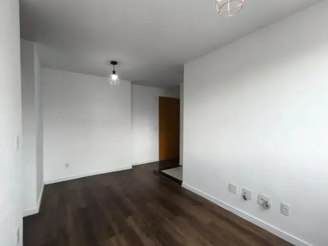Apartamento 2 quartos e 1 banheiro, para alugar, no bairro Jardim Íris em São Paulo