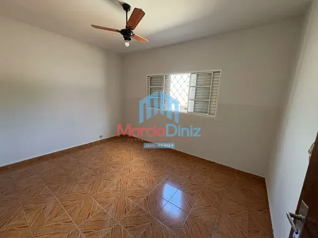 Apartamento 3 quartos e 1 banheiro, para alugar, no bairro Jardim Modelo em Ituverava