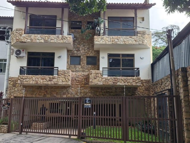 Apartamento 1 quarto e 1 banheiro, para alugar, no bairro Centro em Vassouras
