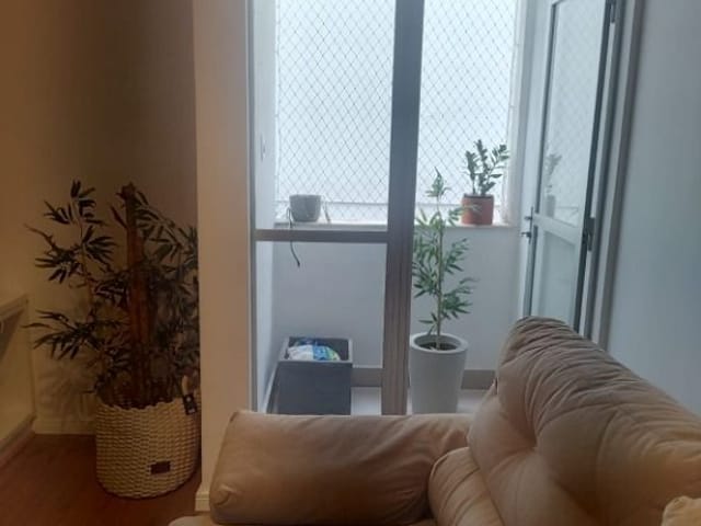 Apartamento 2 quartos e 1 banheiro, à venda, no bairro Cascatinha em Juiz de Fora