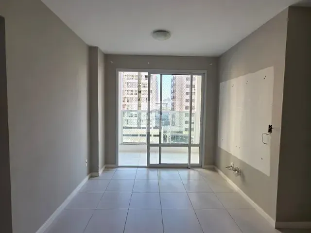 Apartamento 2 quartos e 2 banheiros, à venda, no bairro Praia de Itaparica em Vila Velha