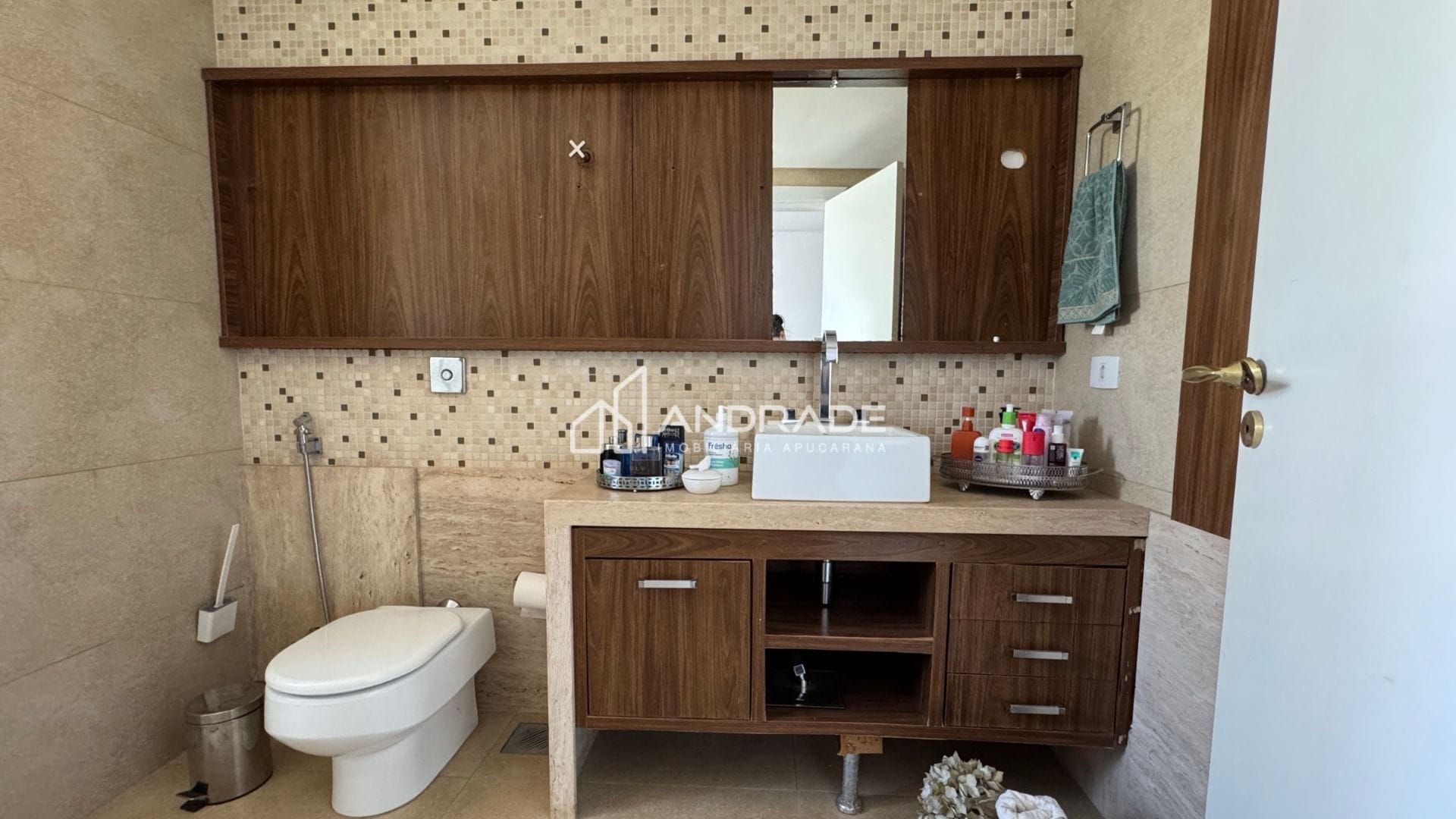 Apartamento à venda com 3 quartos, 158m² - Foto 19