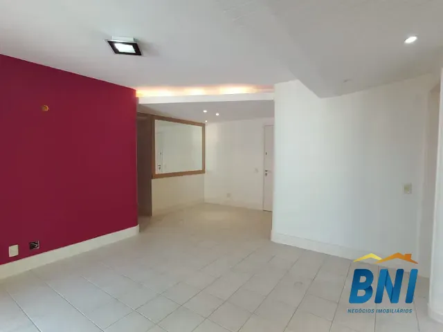 Apartamento com 107m² 2 quartos e 2 banheiros, à venda ou para alugar, no bairro Barra da Tijuca em Rio de Janeiro