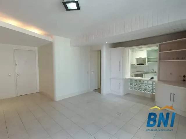Apartamento com 107m² 2 quartos e 2 banheiros, à venda ou para alugar, no bairro Barra da Tijuca em Rio de Janeiro