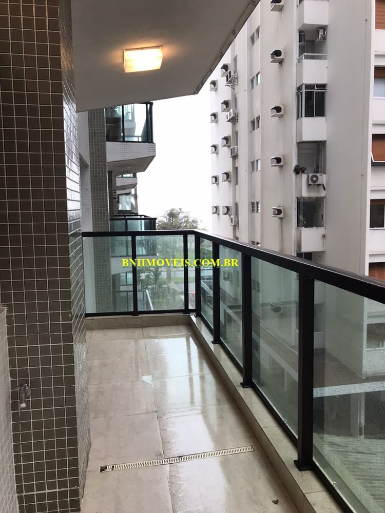 Apartamento, 3 quartos, 135 m² - Foto 2