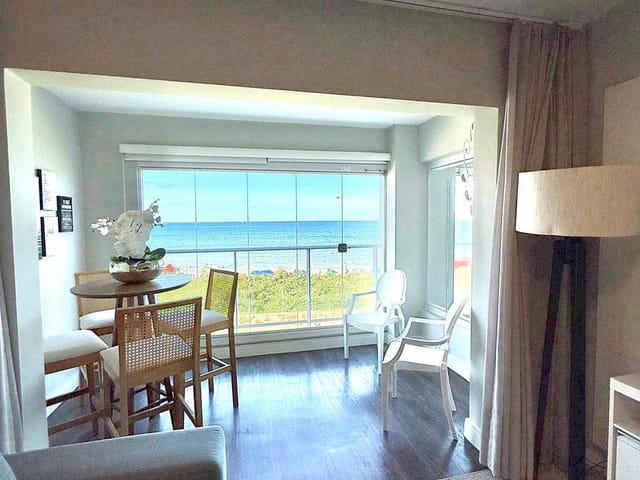 Apartamento com 130m² 2 quartos e 3 banheiros, para alugar, no bairro Ingleses do Rio Vermelho em Florianópolis