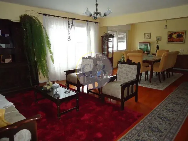 Apartamento 4 quartos e 2 banheiros, à venda, no bairro Centro em Pelotas