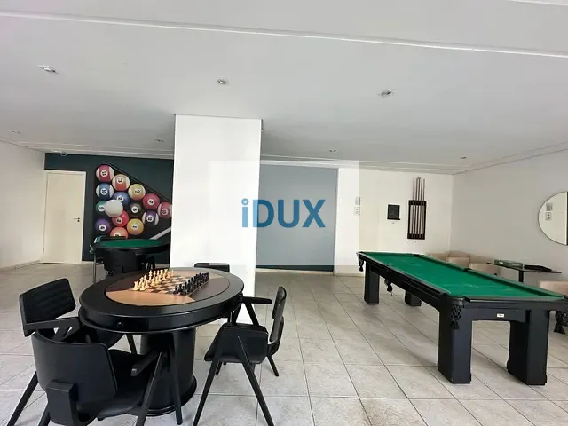 Apartamento com 61m² 2 quartos e 1 banheiro, para alugar, no bairro Água Verde em Curitiba