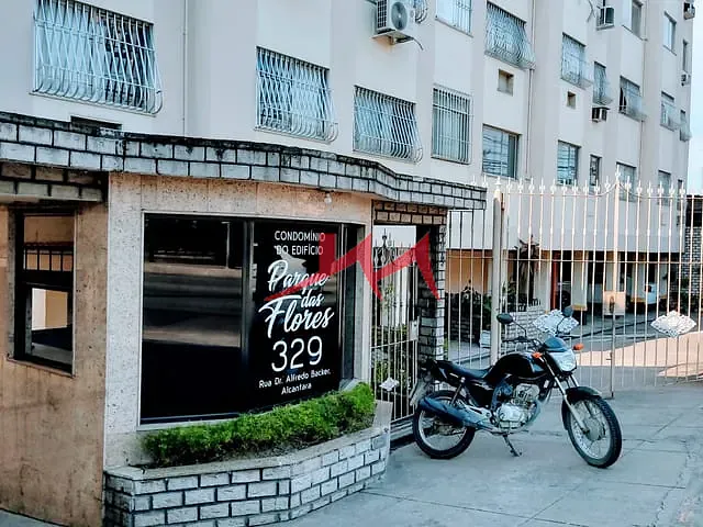 Apartamento 2 quartos e 1 banheiro, à venda, no bairro Alcântara em São Gonçalo