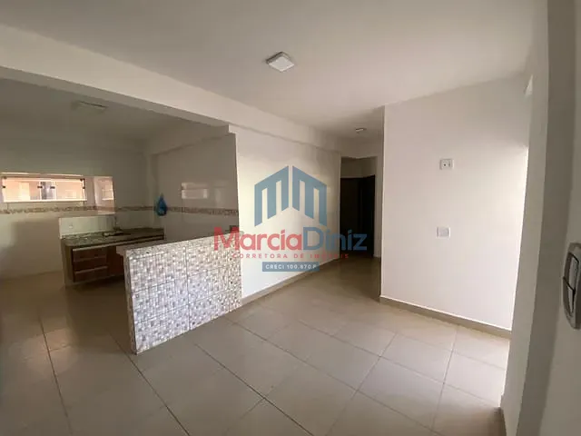 Apartamento 3 quartos e 1 banheiro, para alugar, no bairro Centro em Ituverava