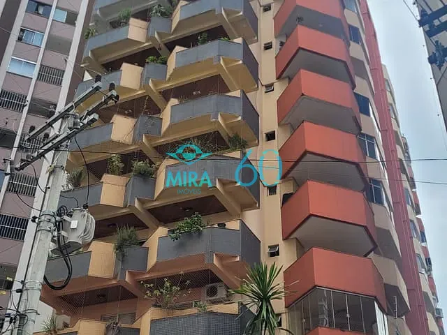 Apartamento com 185m² 3 quartos e 3 banheiros, à venda, no bairro Setor Bueno em Goiânia